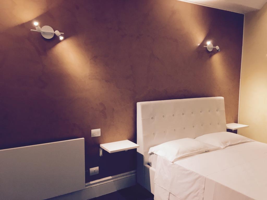 Palazzo Eliss Bed & Breakfast Margherita Di Savoia Oda fotoğraf