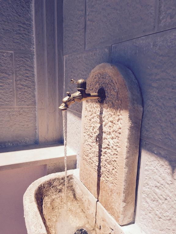 Palazzo Eliss Bed & Breakfast Margherita Di Savoia Dış mekan fotoğraf
